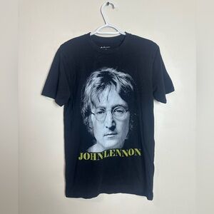 John Lennon Size M Black Graphic T-Shirt